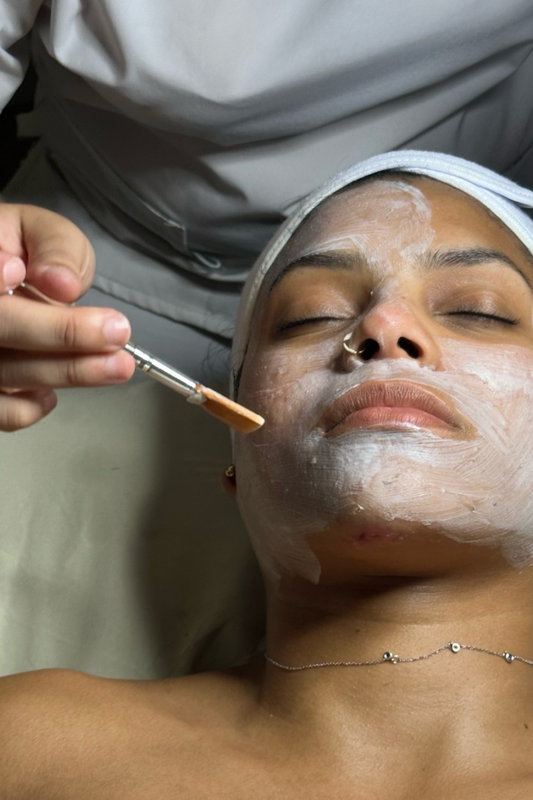 Royal Radiance Premium Facial ☀️